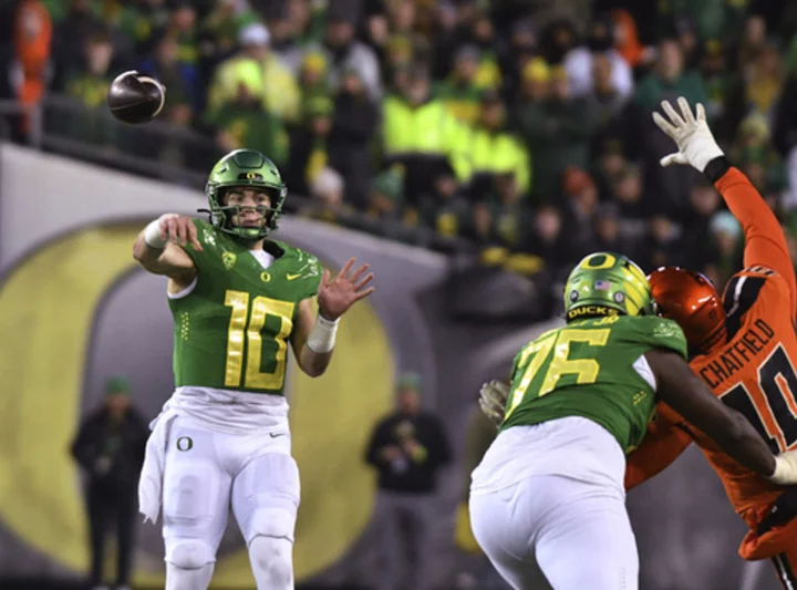 Playoff spot on the line when Oregon and Washington meet in Pac-12 Championship