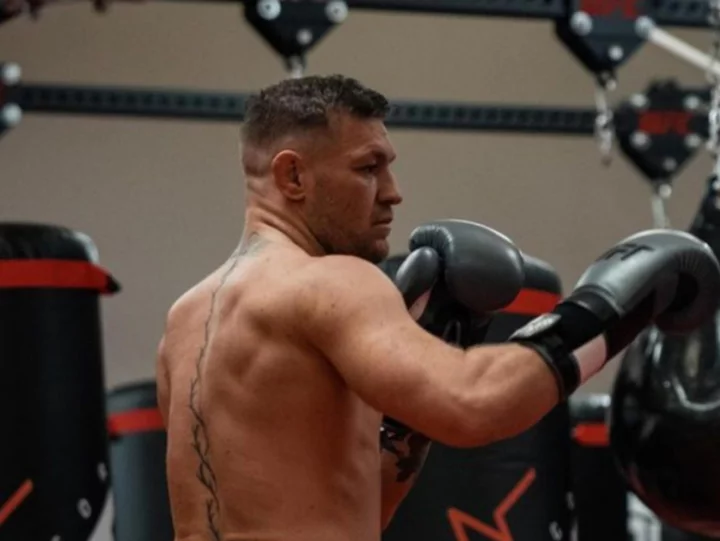 Conor McGregor makes guarantee for Michael Chandler fight