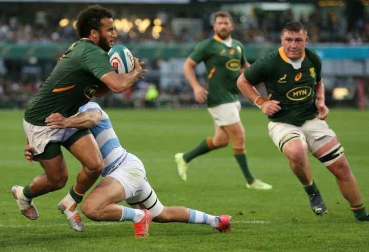 Grieving Springboks Etzebeth, Hendrikse available to face Pumas