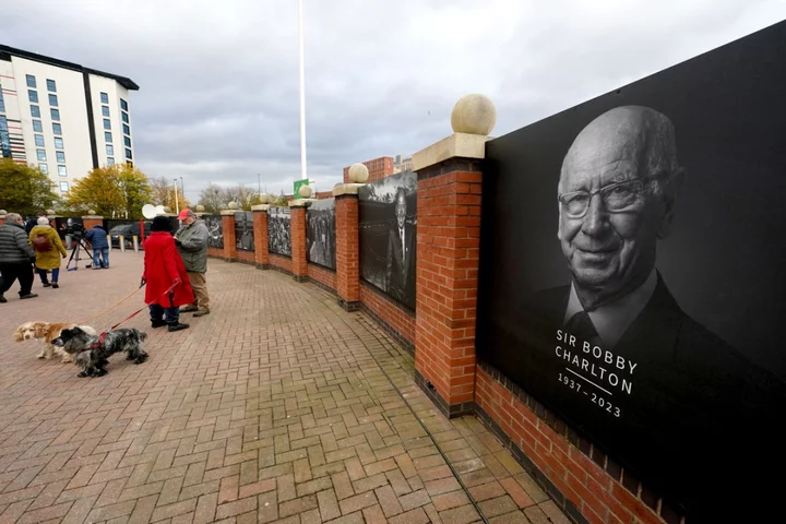 In pictures: Football world says farewell to Sir Bobby Charlton