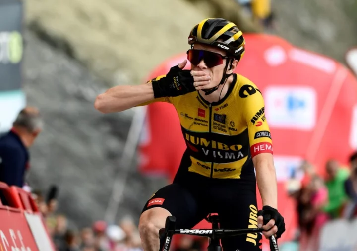 Vingegaard earns Vuelta stage 16 win and cuts Kuss lead