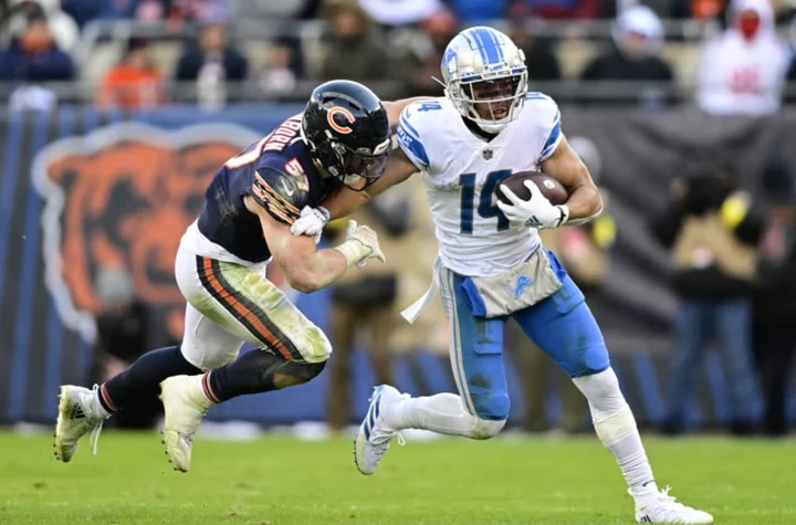 New Lows: Lions star takes hilarious shot at own brother on Bears