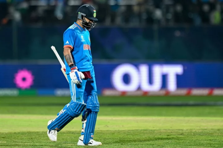 Kohli hits 95 as unbeaten India down New Zealand at World Cup