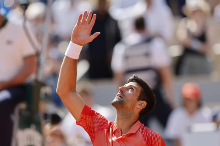 Sports minister: Djokovic must abstain from political messages at French Open