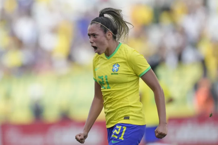 Nineteen-year-old Priscila scores late to lead Brazil's women's soccer team over Japan 4-3