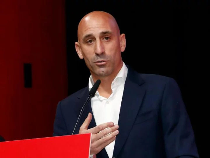 Spanish prosecutors open investigation into soccer chief Luis Rubiales over unwanted kiss