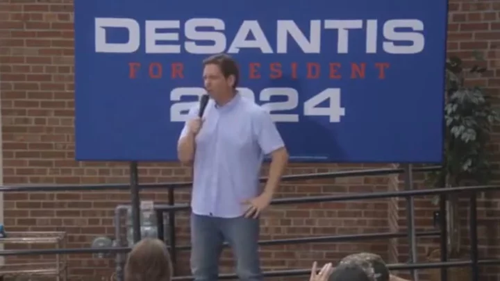 Ron DeSantis Has a 'Please Clap' Moment at Iowa Rally