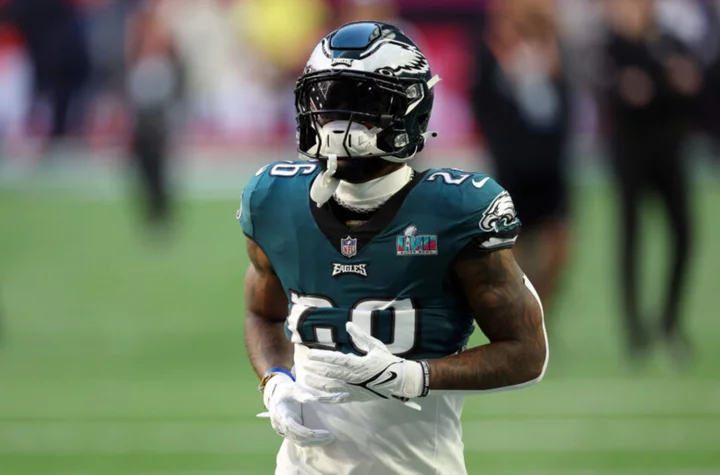 Former Eagles player sends a late shot at the team for his role in Super Bowl