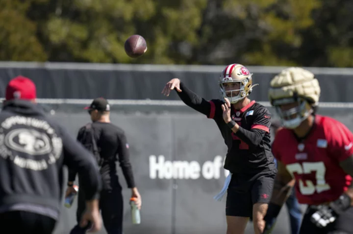 49ers are juggling 4 quarterbacks at start of camp after QB injuries derailed 2022 season