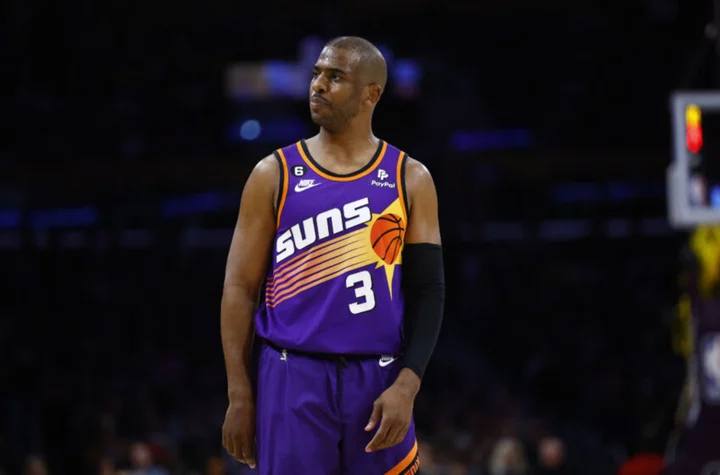 Suns waive Chris Paul in stunning move: Best memes and tweets from NBA Twitter