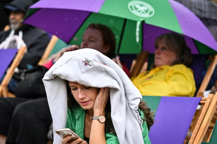 Rain on the radar as Wimbledon keeps eye on weather