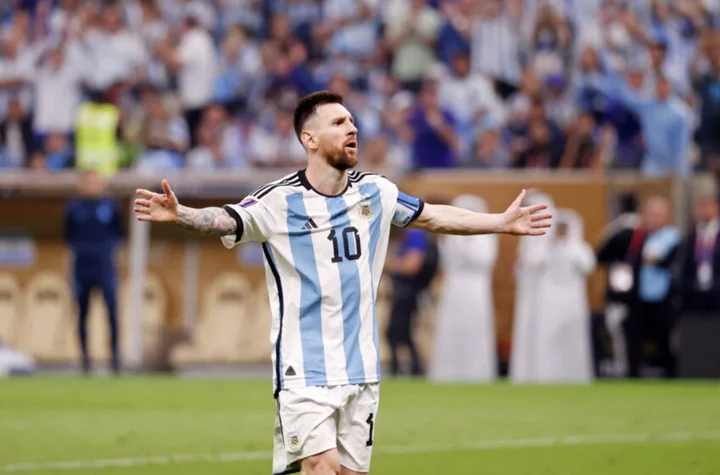 Twitter freaks out as Lionel Messi shockingly signs with MLS club