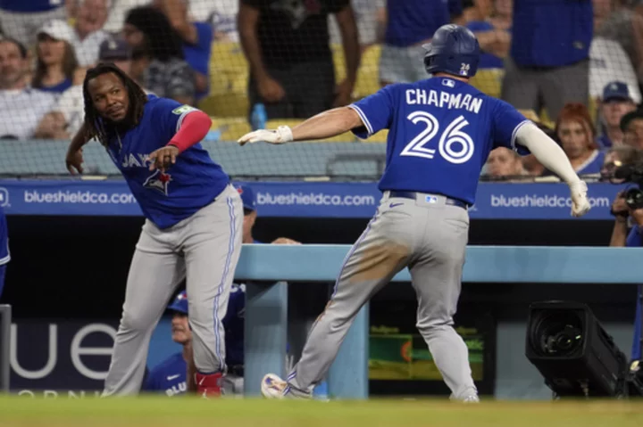 Varsho gets tiebreaking hit in the 11th inning as the Blue Jays beat the Dodgers 6-3